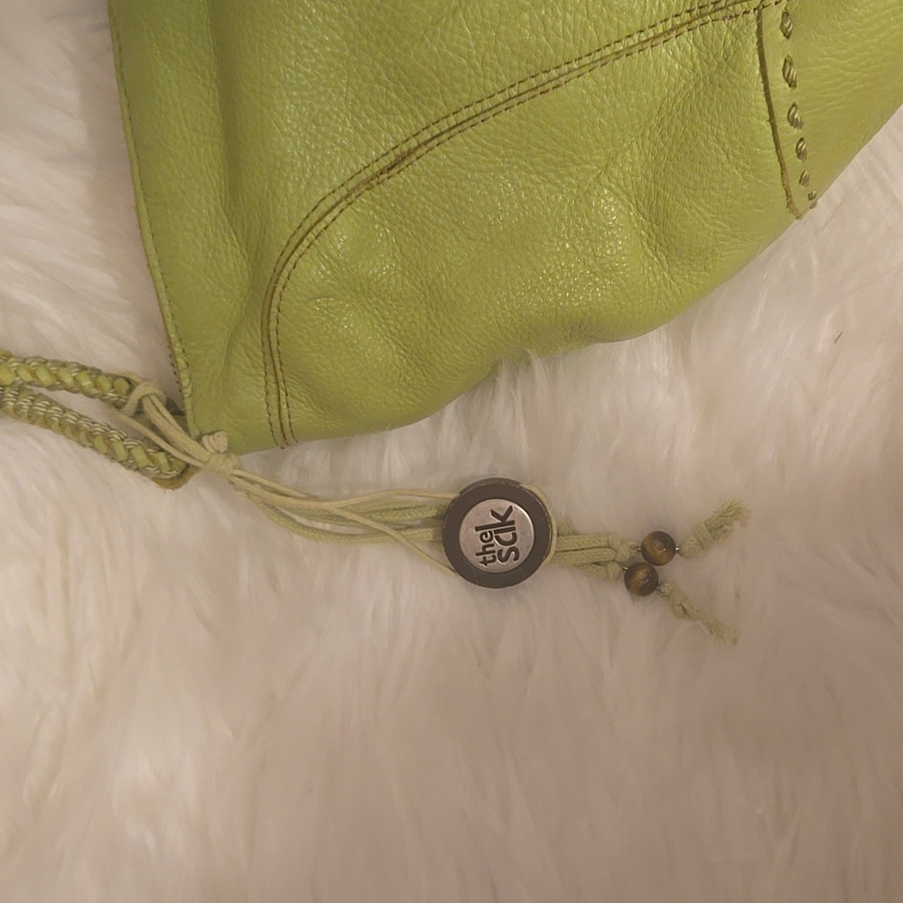 The Sak Lime Green Leather Boho Shoulder Bag Zip Close Beads Charms 15"w x11"h - Picture 2 of 10